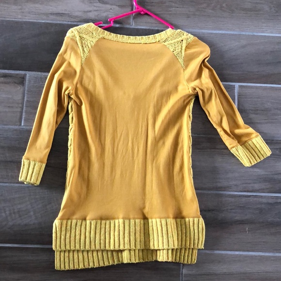 Light weight sweater - Picture 2 of 2